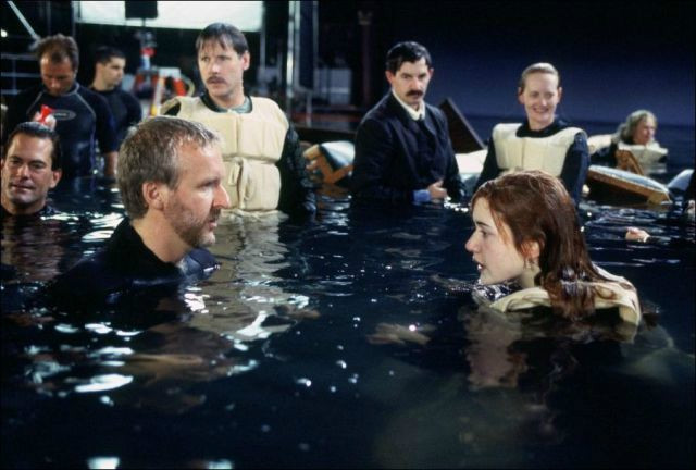 Resultado de imagen para titanic pool movie